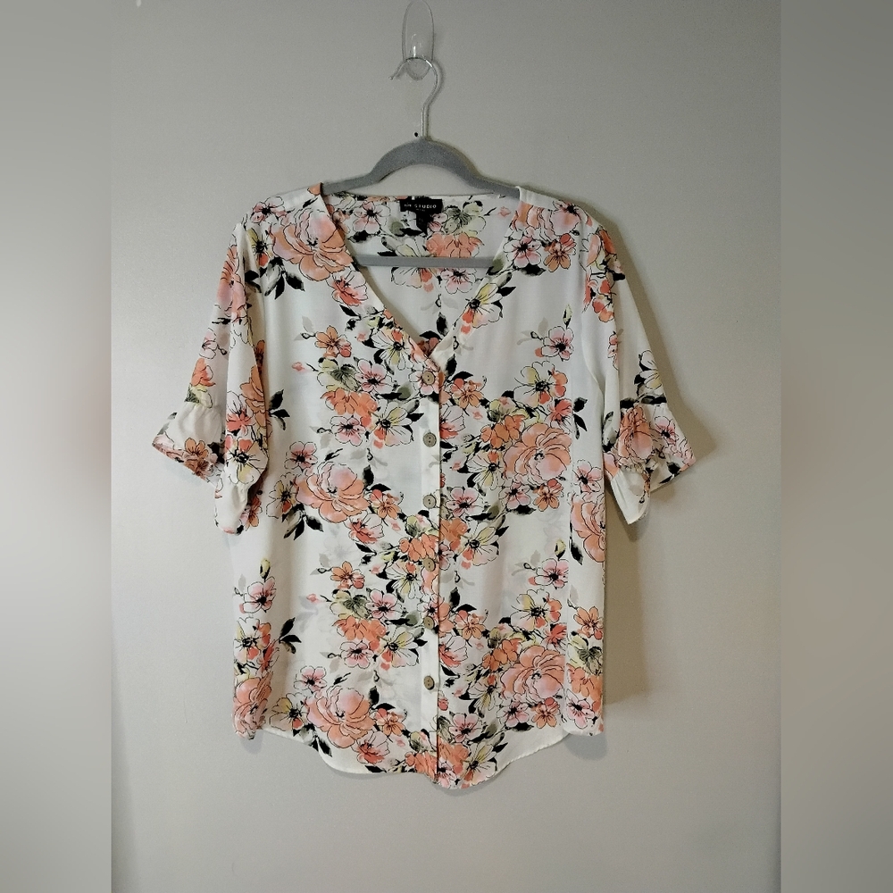 Floral Women's Top - White and Pink